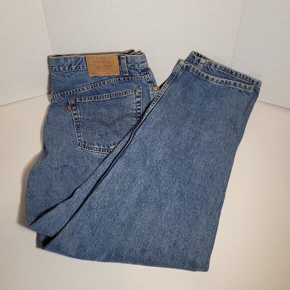 Levi's 550 Men's Relaxed Fit Blue Jeans Size 40 X 32 - Picture 1 of 15